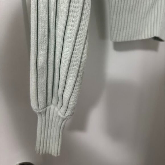 Wilfred Plunge Front Cardigan - Picture 3 of 4